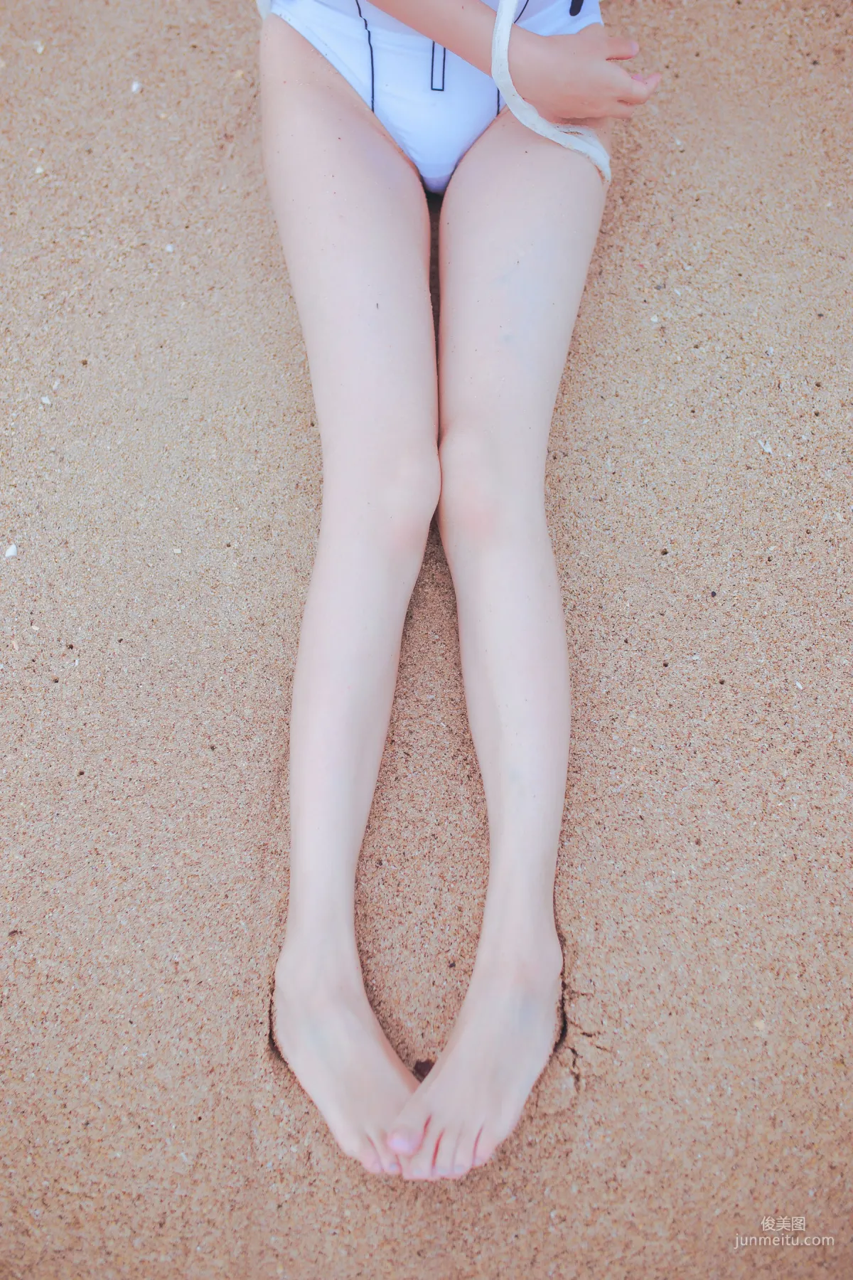 疯猫ss《泳装凌波女神》 [萝莉COS] 写真集32