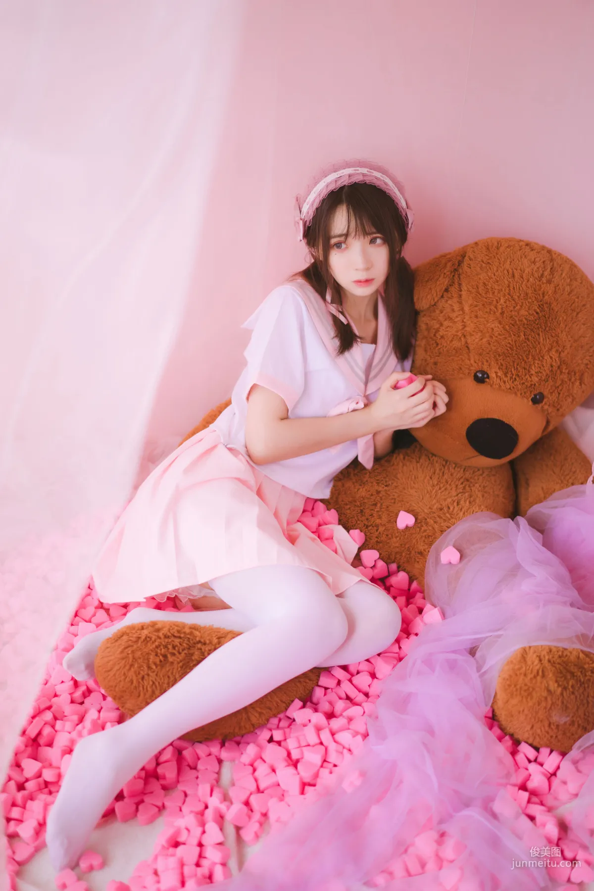 疯猫ss《丝袜狂想曲(粉)》 [萝莉COS] 写真集4
