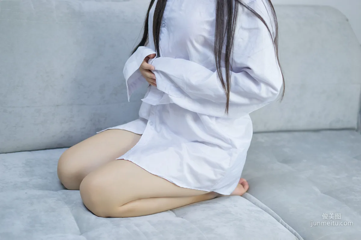 [Fengzhi Lingyu] NO.095 White Shirt and Bare Legs Photo Set photo 29
