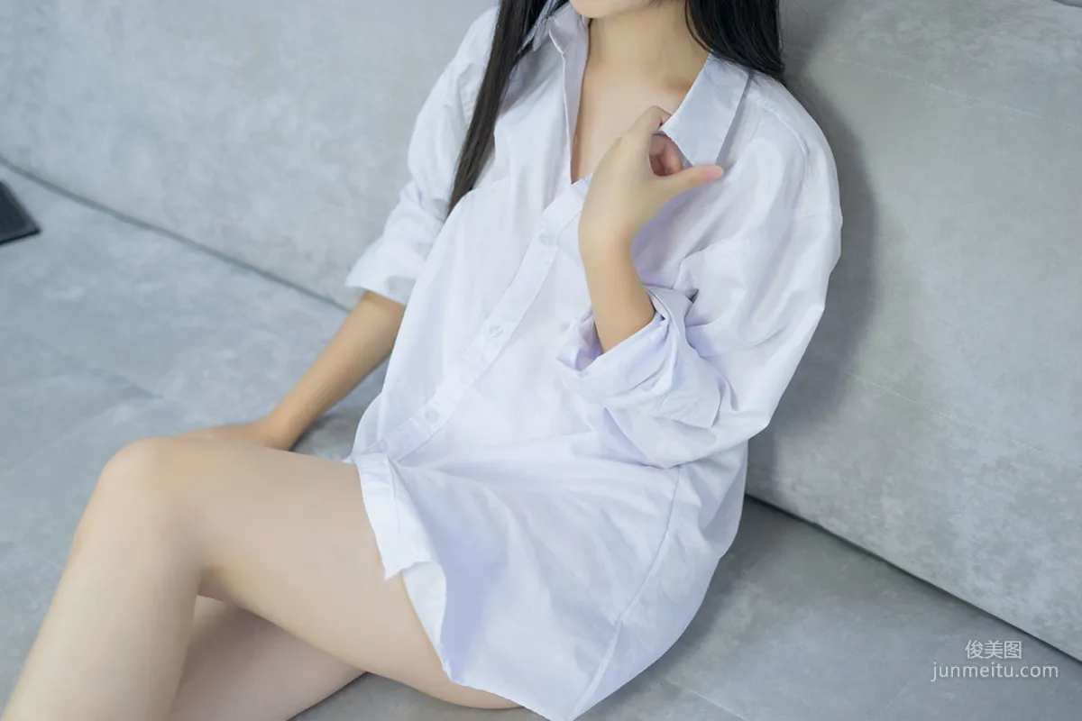 [Fengzhi Lingyu] NO.095 White Shirt and Bare Legs Photo Set photo 34