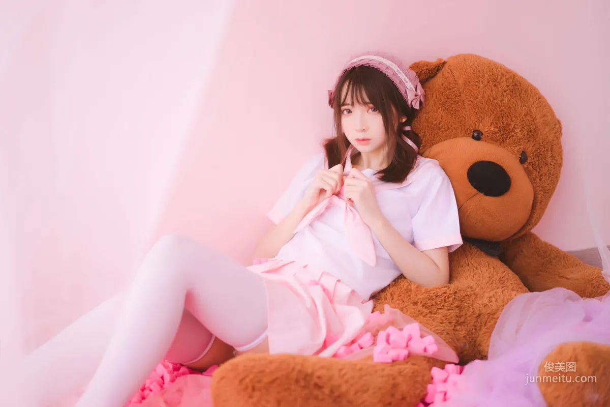疯猫ss《丝袜狂想曲(粉)》 [萝莉COS] 写真集12
