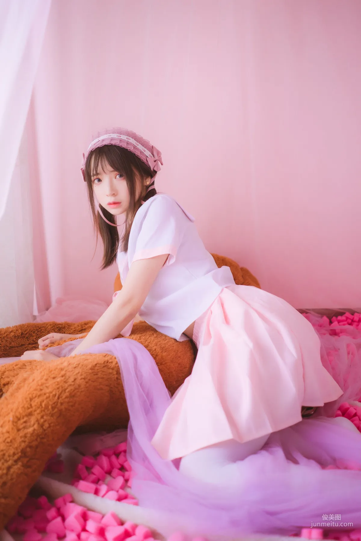 疯猫ss《丝袜狂想曲(粉)》 [萝莉COS] 写真集54