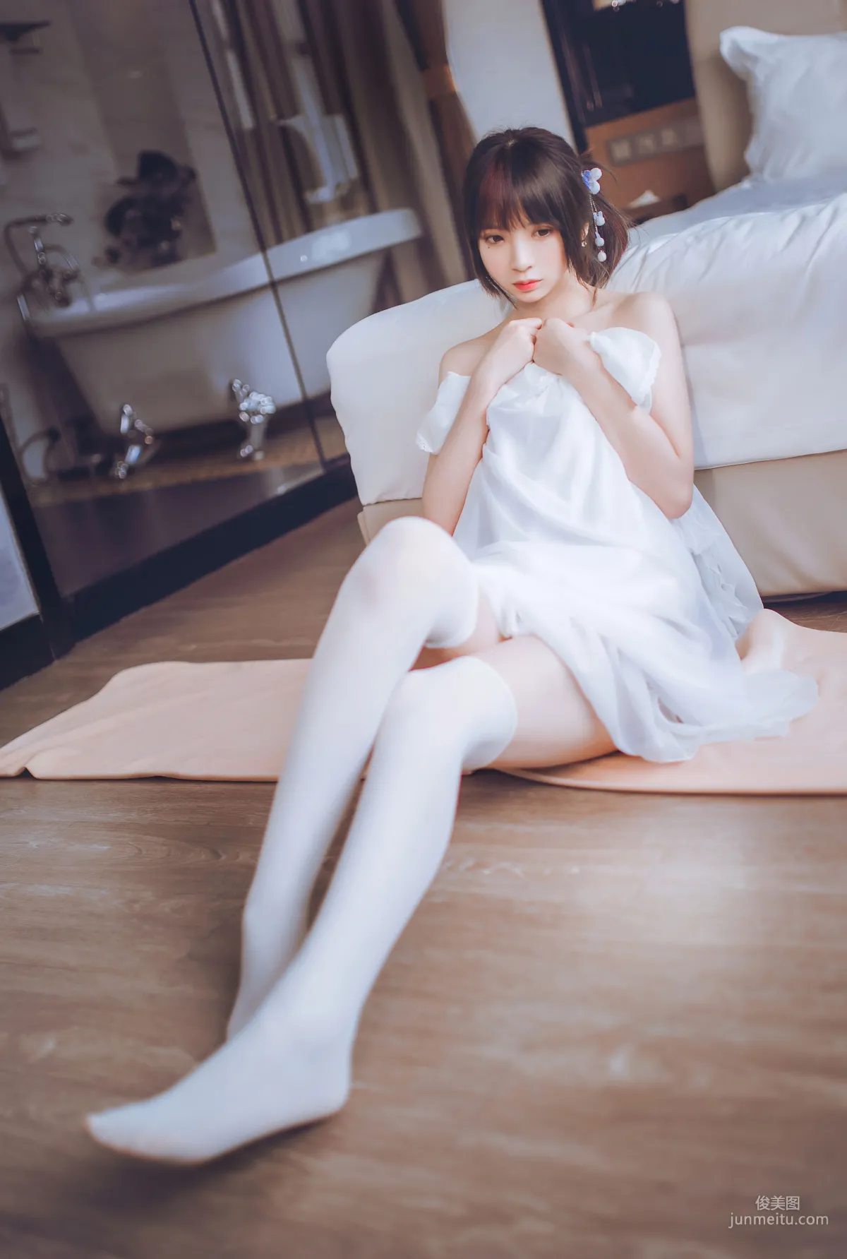 瘋貓ss《睡衣與浴室的水手服》 [蘿莉COS] 寫真集 17