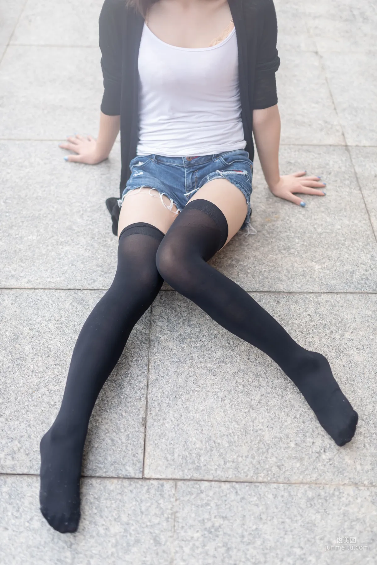 [Fengzhi Lingyu] NO.043 Black Stockings Big Bust Fashion Girl Outdoor Photo Set photo 15