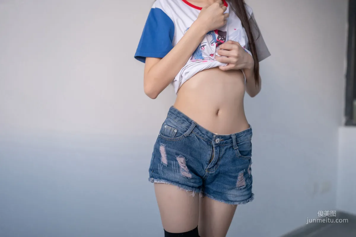 [风之领域] NO.113 黑丝牛仔短裤小蛮腰 写真集36