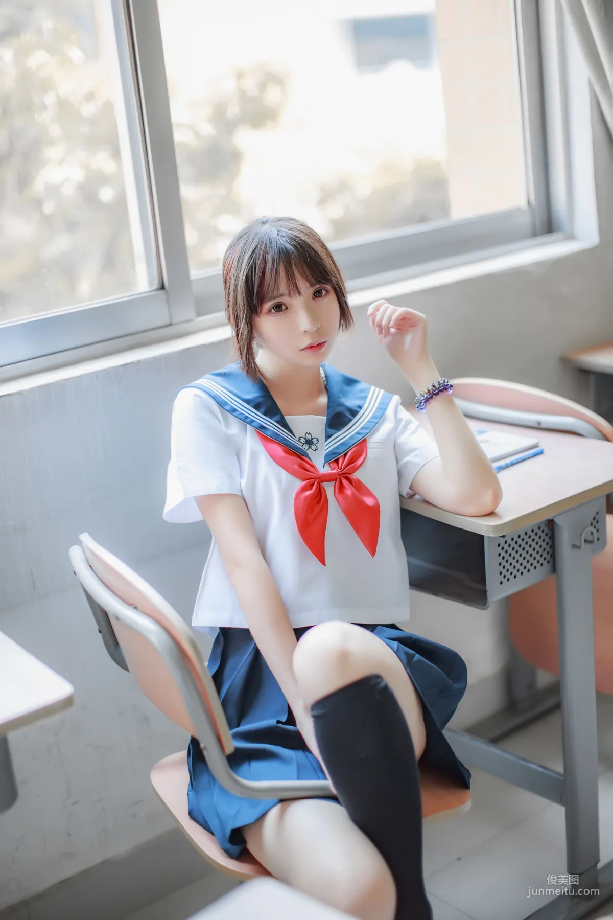 瘋貓ss《同桌的水手服》 [蘿莉COS] 寫真集 9