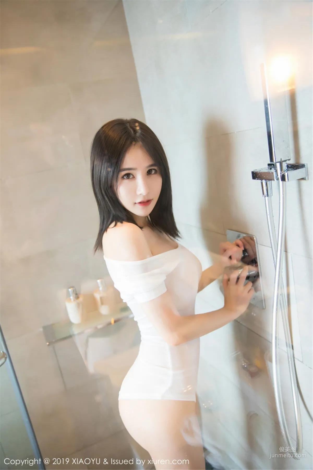 Xiao Molin 'Sexiness Spreading Freely from the Chest Downward' [XIAOYU] Vol.060 Photo Set photo 46