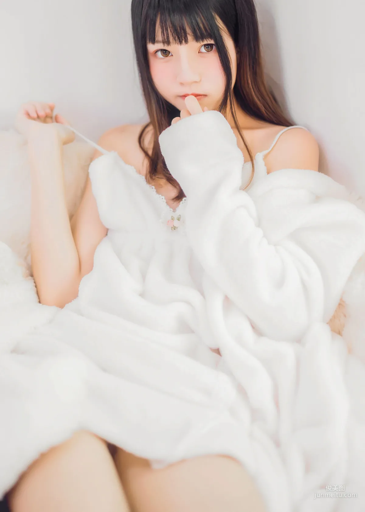 疯猫ss《喵喵睡衣》 [萝莉COS] 写真集20