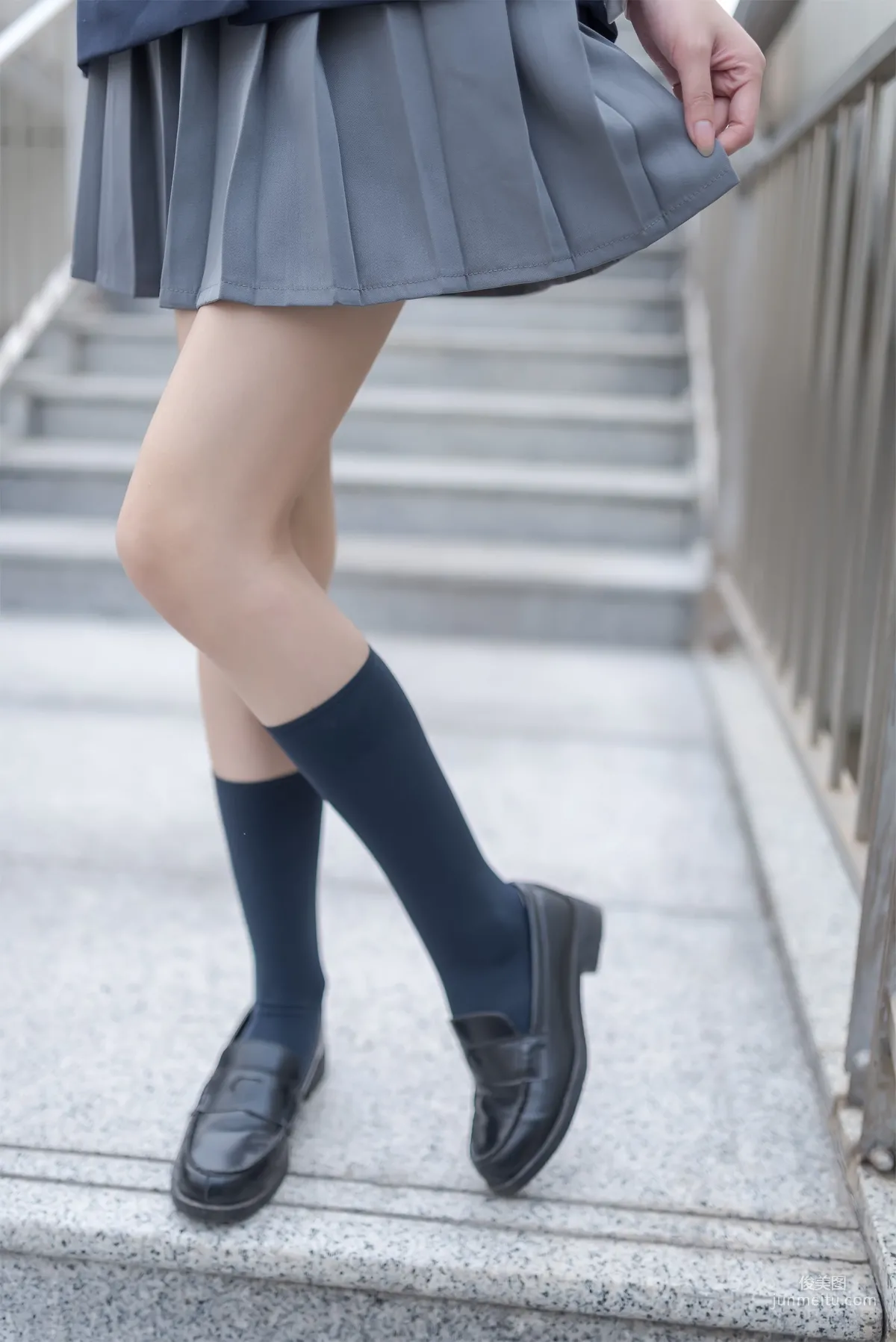 [Fengzhi Lingyu] NO.022 Schoolgirl Outdoor Black Stockings 2 Photo Set photo 43