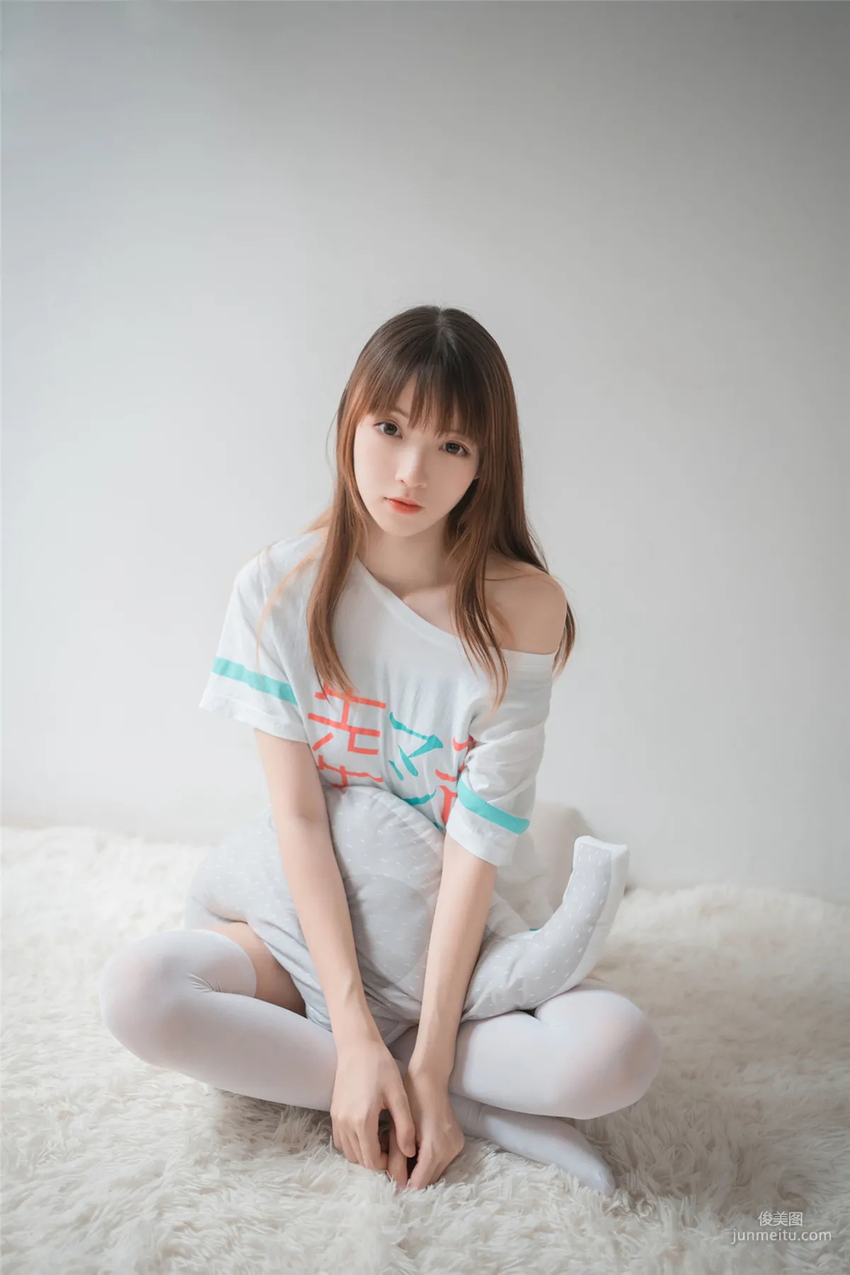 [风之领域] NO.067 白丝长袜绝对领域 写真集10