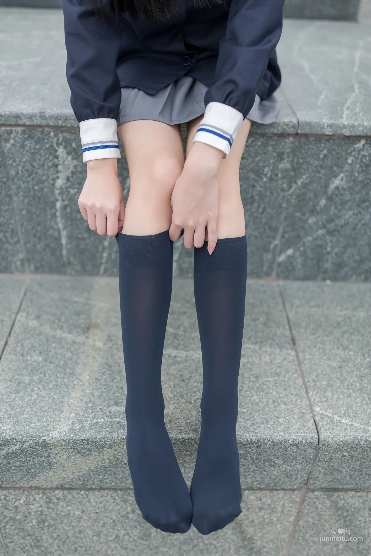 [Fengzhi Lingyu] NO.022 Schoolgirl Outdoor Black Stockings 2 Photo Set photo 16