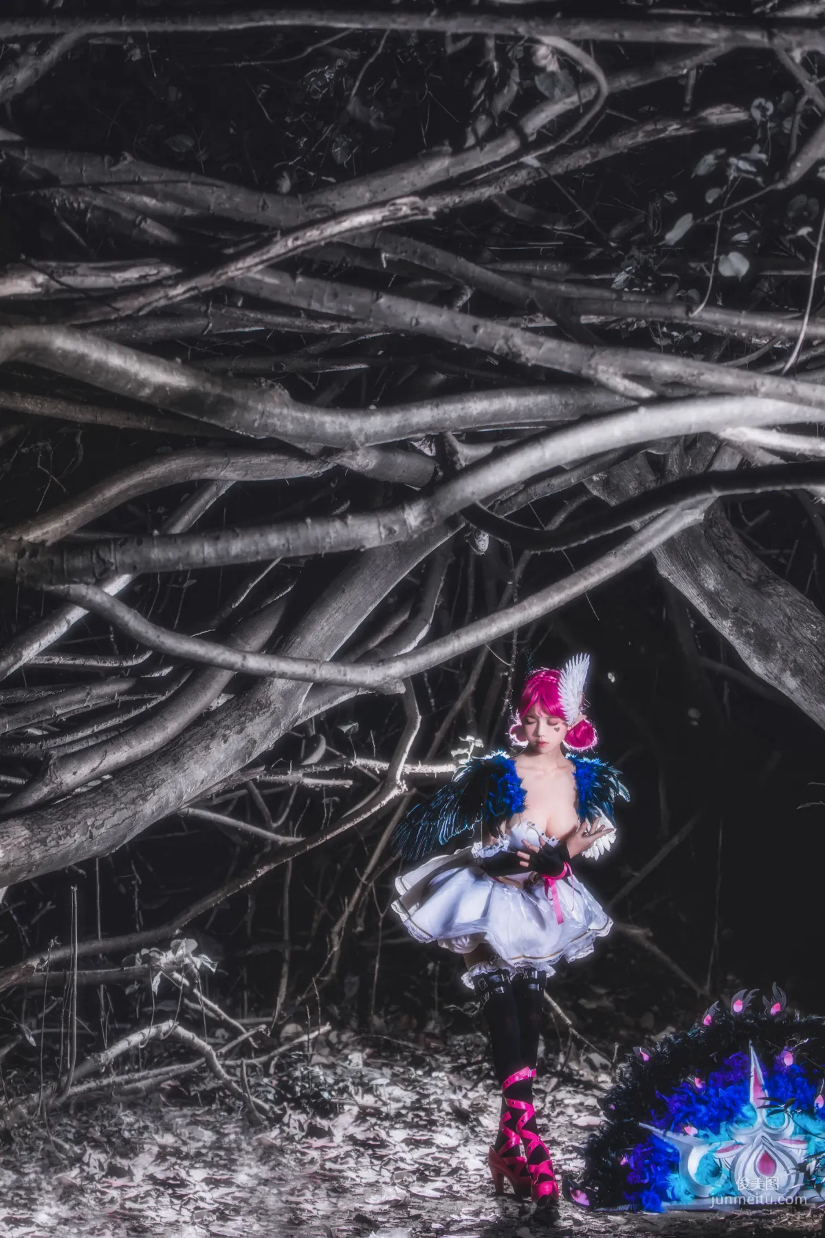 桜桃喵《天鵝之夢》 [蘿莉COS] 寫真集 7