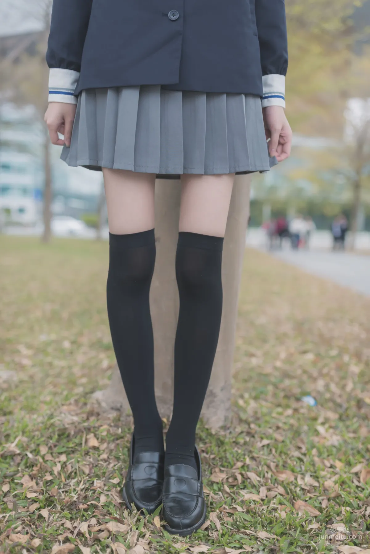 [风之领域] NO.021 学妹户外黑丝1 写真集1