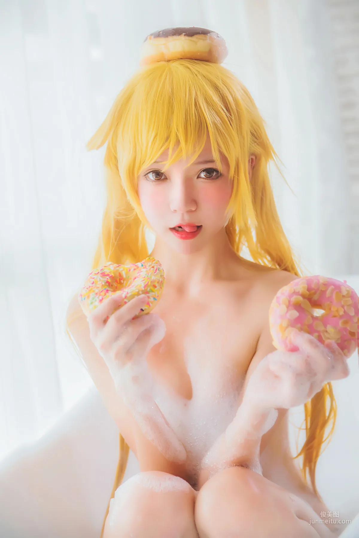 桜桃喵《小忍浴缸》 [蘿莉COS] 寫真集 33
