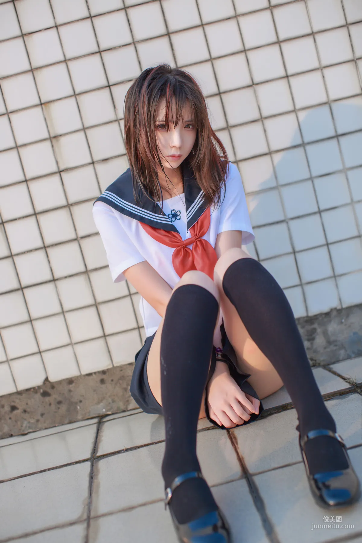 瘋貓ss《同桌的水手服》 [蘿莉COS] 寫真集 41