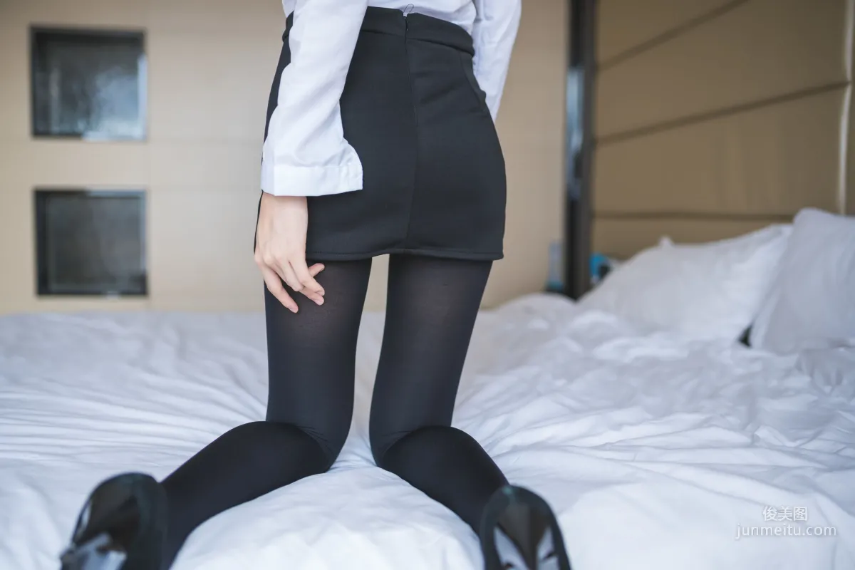 [Fengzhi Lingyu] NO.061 Black Stockings OL Style Photo Set photo 26