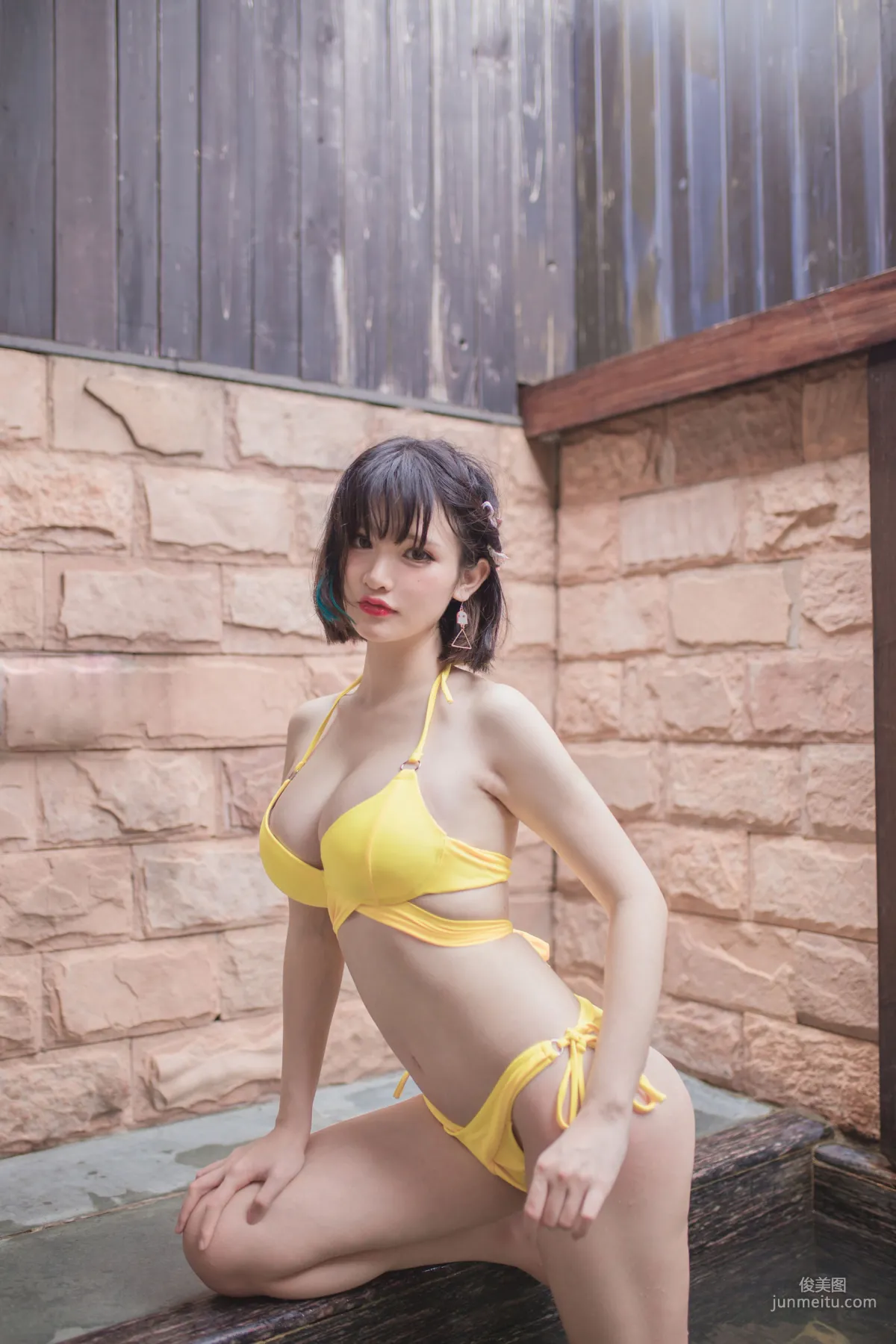 Yoko宅夏《妹湯物語(泳裝)》 [蘿莉COS] 寫真集 17