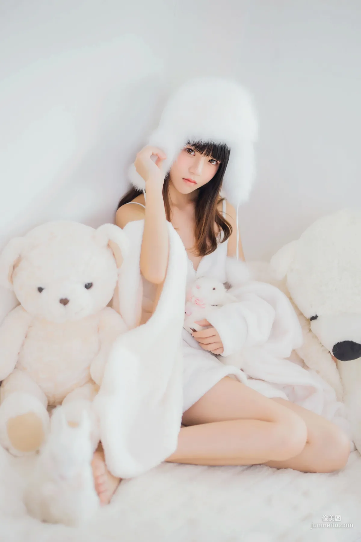 疯猫ss《喵喵睡衣》 [萝莉COS] 写真集26