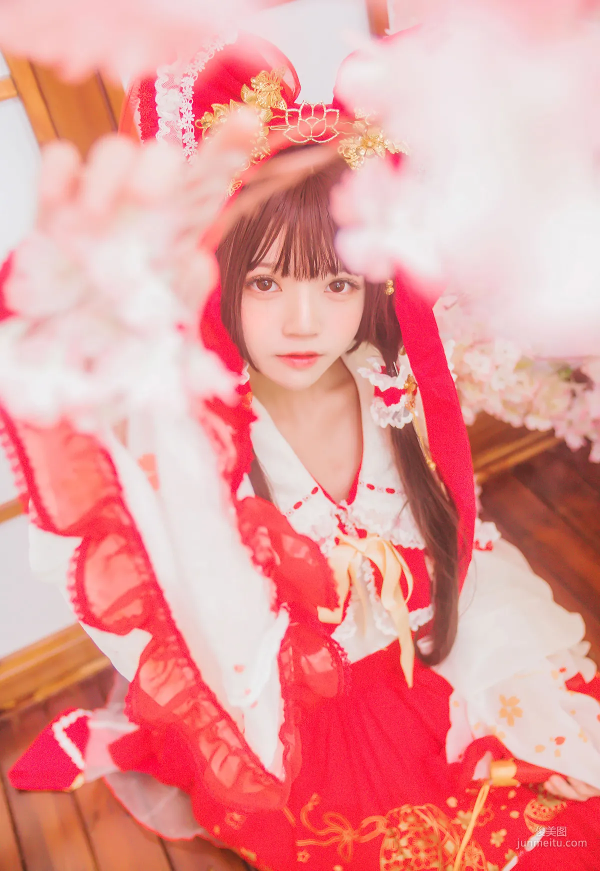 疯猫ss《灵梦》 [萝莉COS] 写真集29
