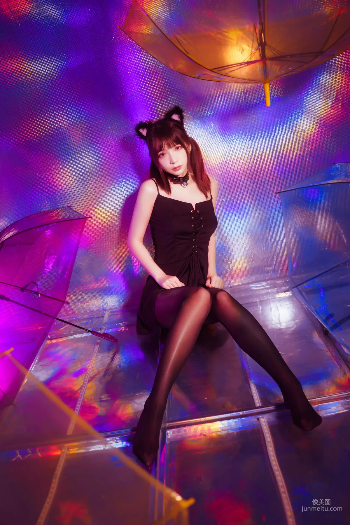 瘋貓ss《絲襪狂想曲(光)》 [蘿莉COS] 寫真集 2