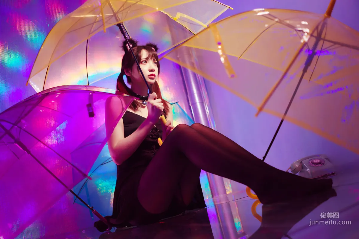 瘋貓ss《絲襪狂想曲(光)》 [蘿莉COS] 寫真集 31