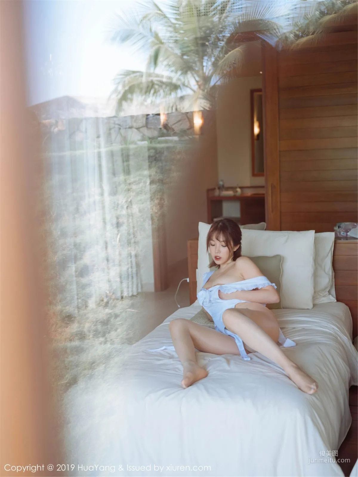 Huang Leran, Phu Quoc Travel Shoot Maid Photos [HuaYang] Vol.134 Photo Set photo 34