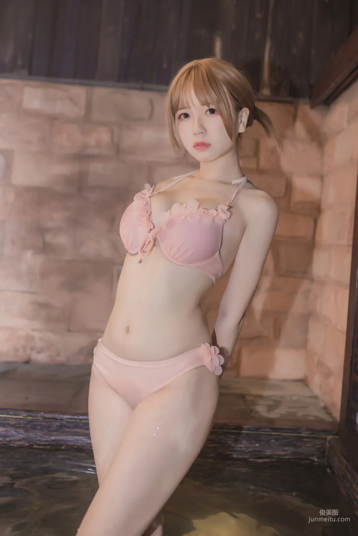 Yoko宅夏《妹湯物語(泳裝)》 [蘿莉COS] 寫真集 43