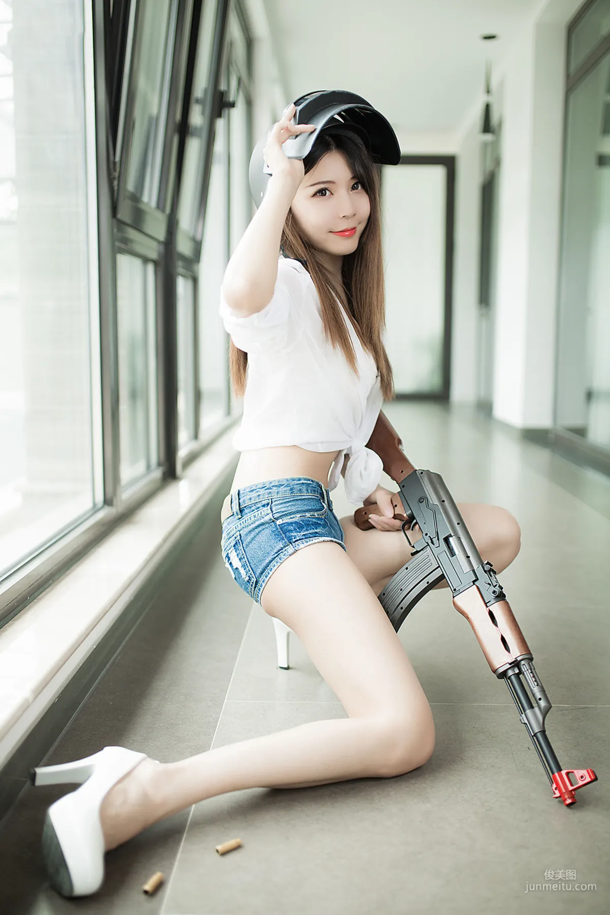 [風之領域] NO.102 吃雞美少女 寫真集 2