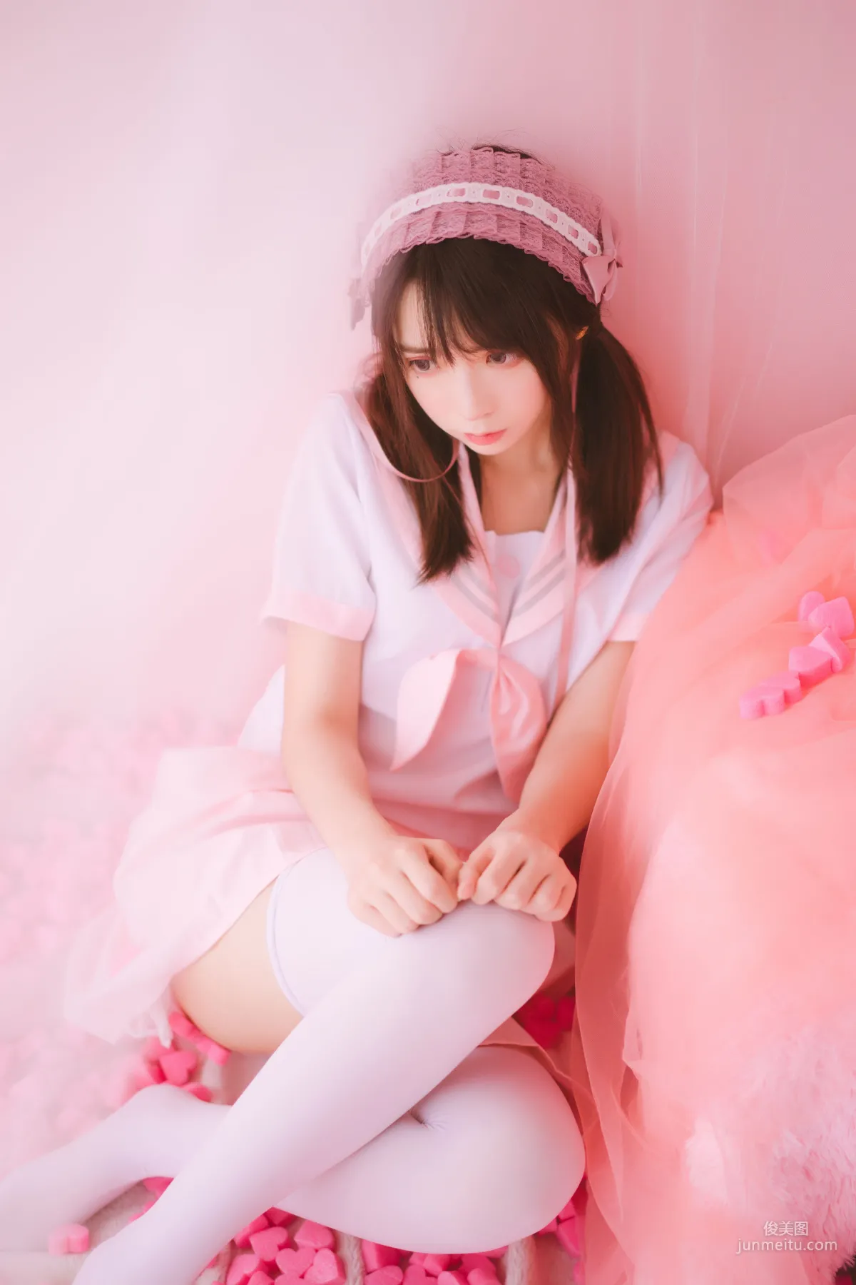 疯猫ss《丝袜狂想曲(粉)》 [萝莉COS] 写真集24