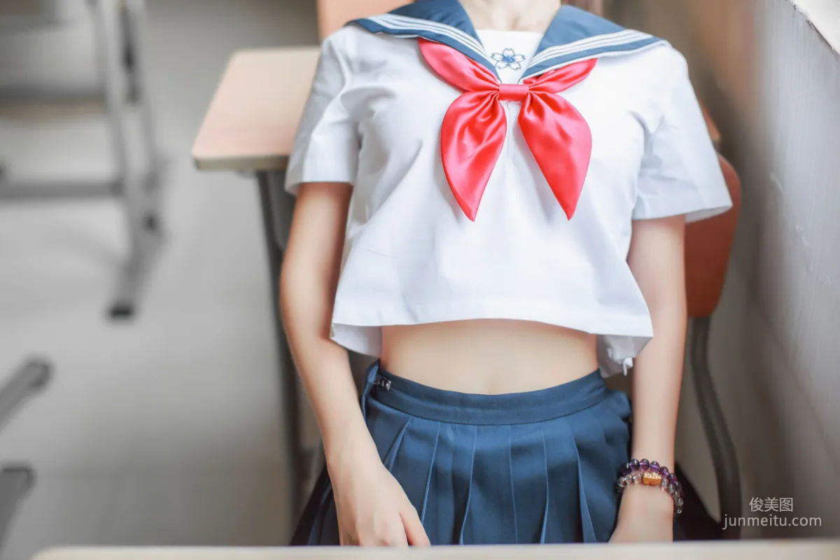 瘋貓ss《同桌的水手服》 [蘿莉COS] 寫真集 12