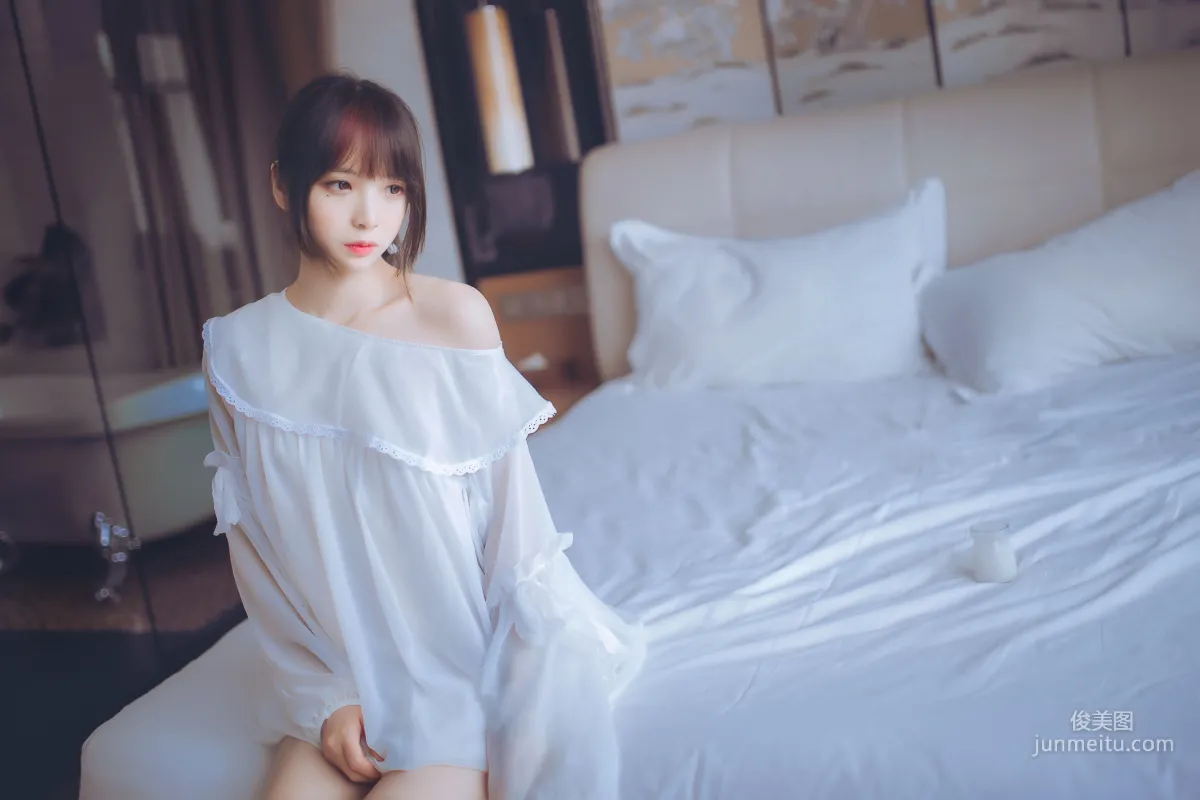 瘋貓ss《睡衣與浴室的水手服》 [蘿莉COS] 寫真集 21