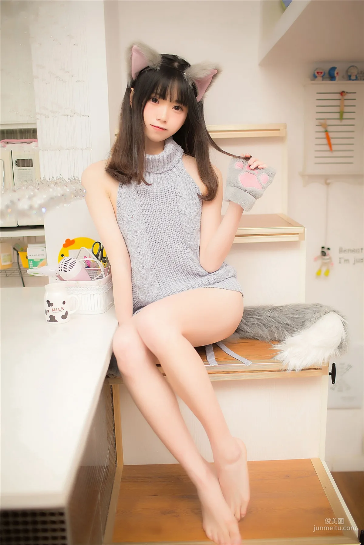 [风之领域] NO.128 露背毛衣熊女孩 写真集34