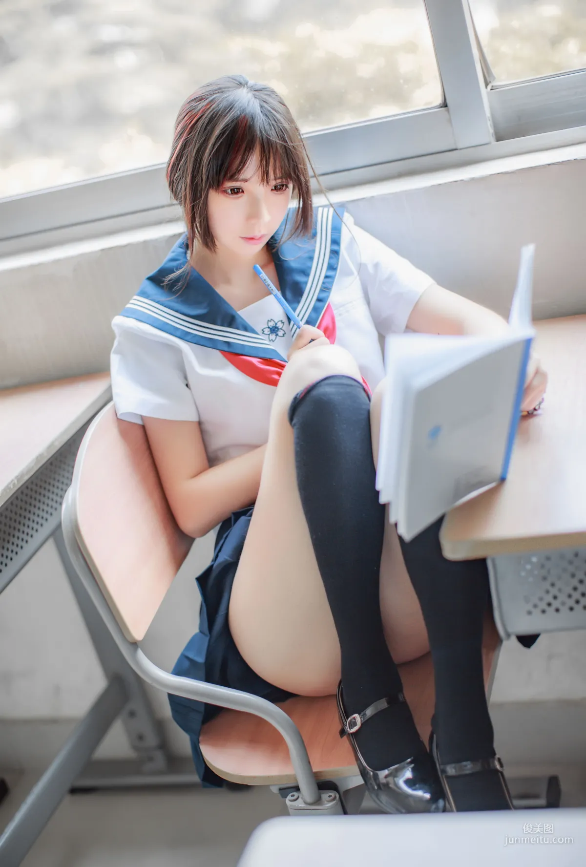 瘋貓ss《同桌的水手服》 [蘿莉COS] 寫真集 7