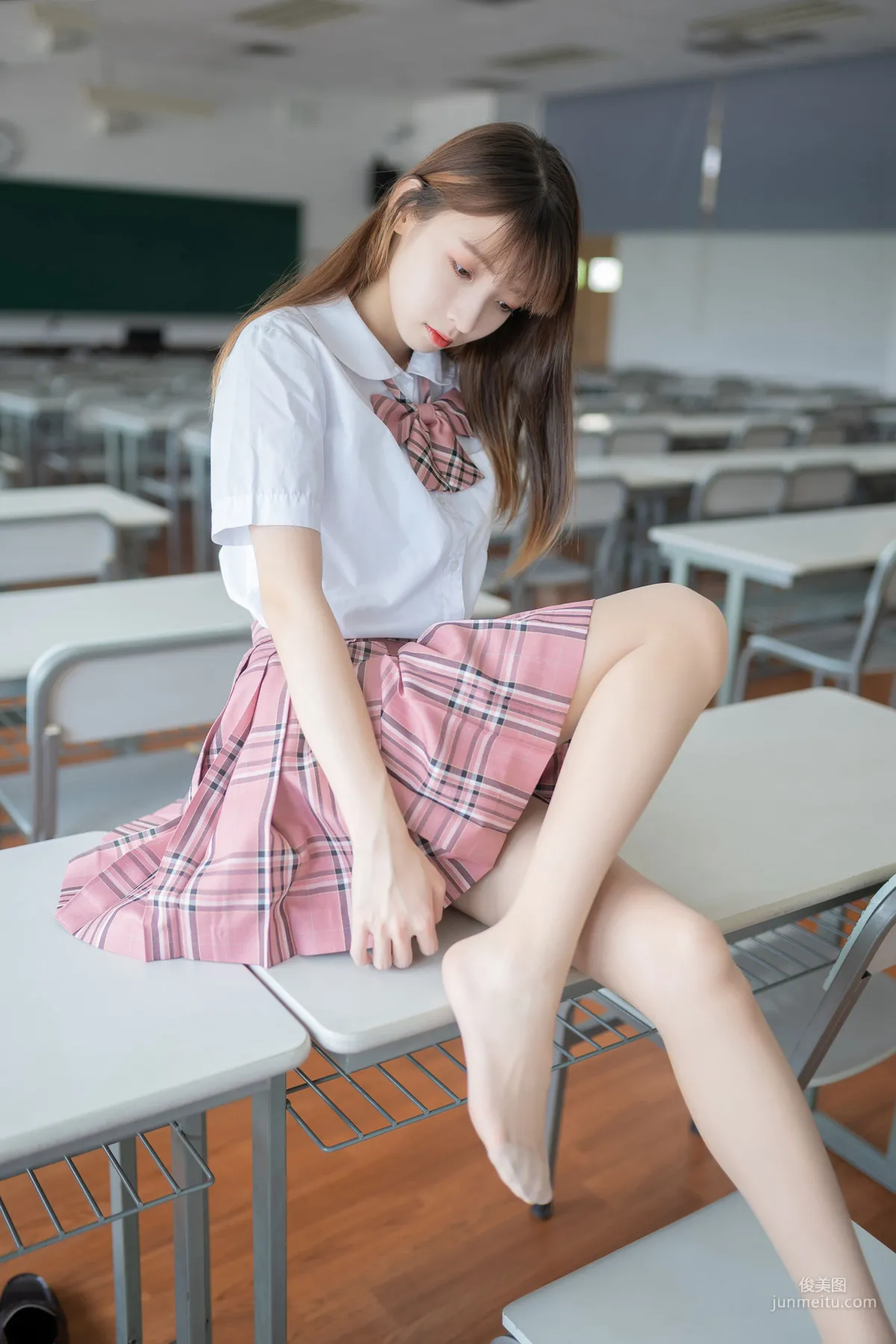 [风之领域] NO.108 JK学妹风情百褶裙 写真集1