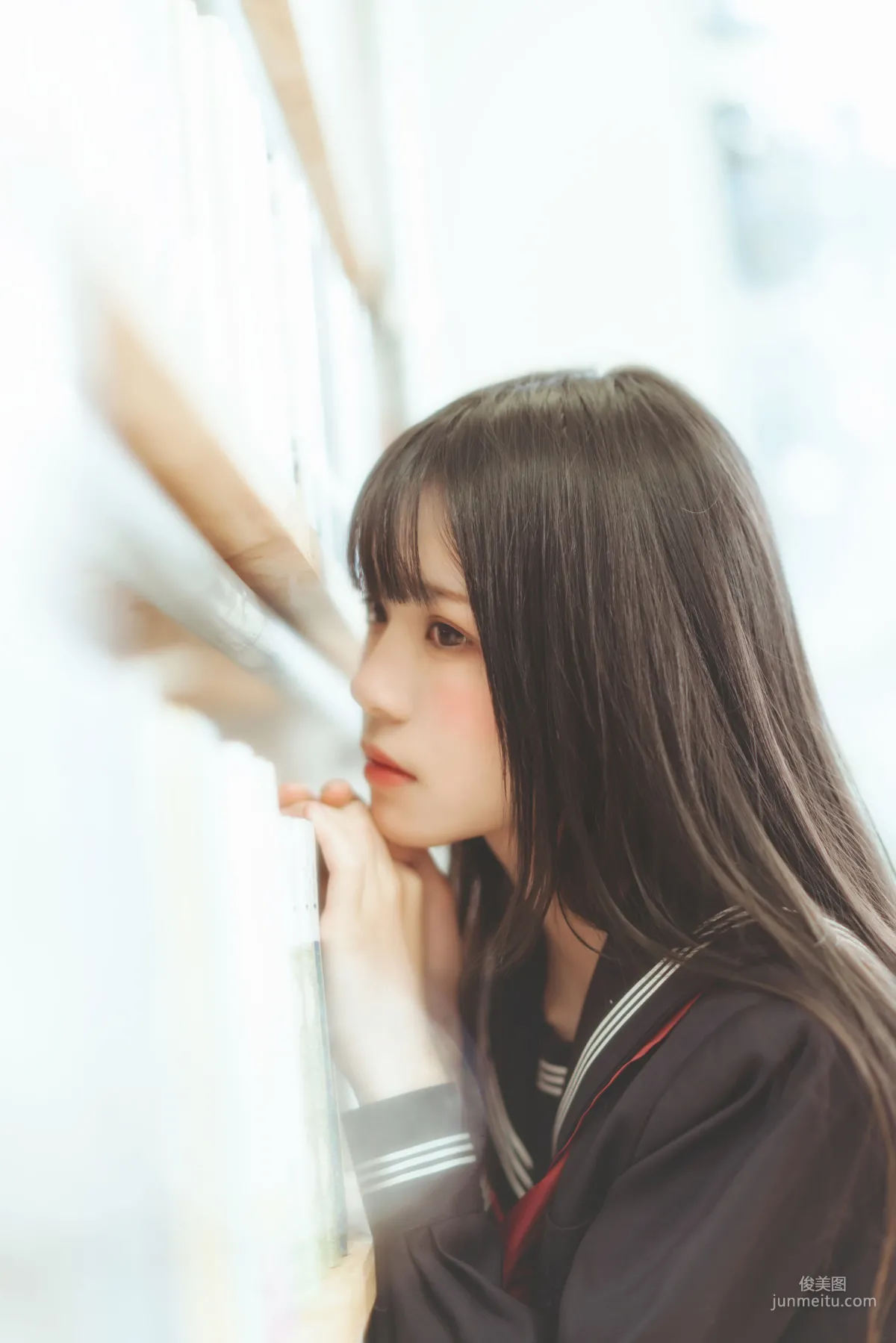 桜桃喵《(小少女)黑色水手服》 [蘿莉COS] 寫真集 44
