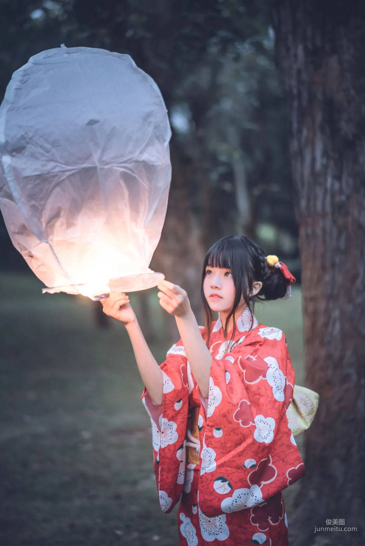 桜桃喵《夏日祭》 [蘿莉COS] 寫真集 51