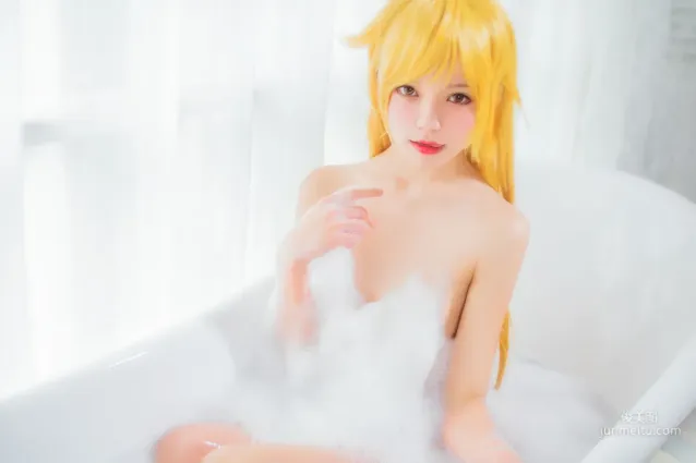 桜桃喵《小忍浴缸》 [蘿莉COS] 寫真集