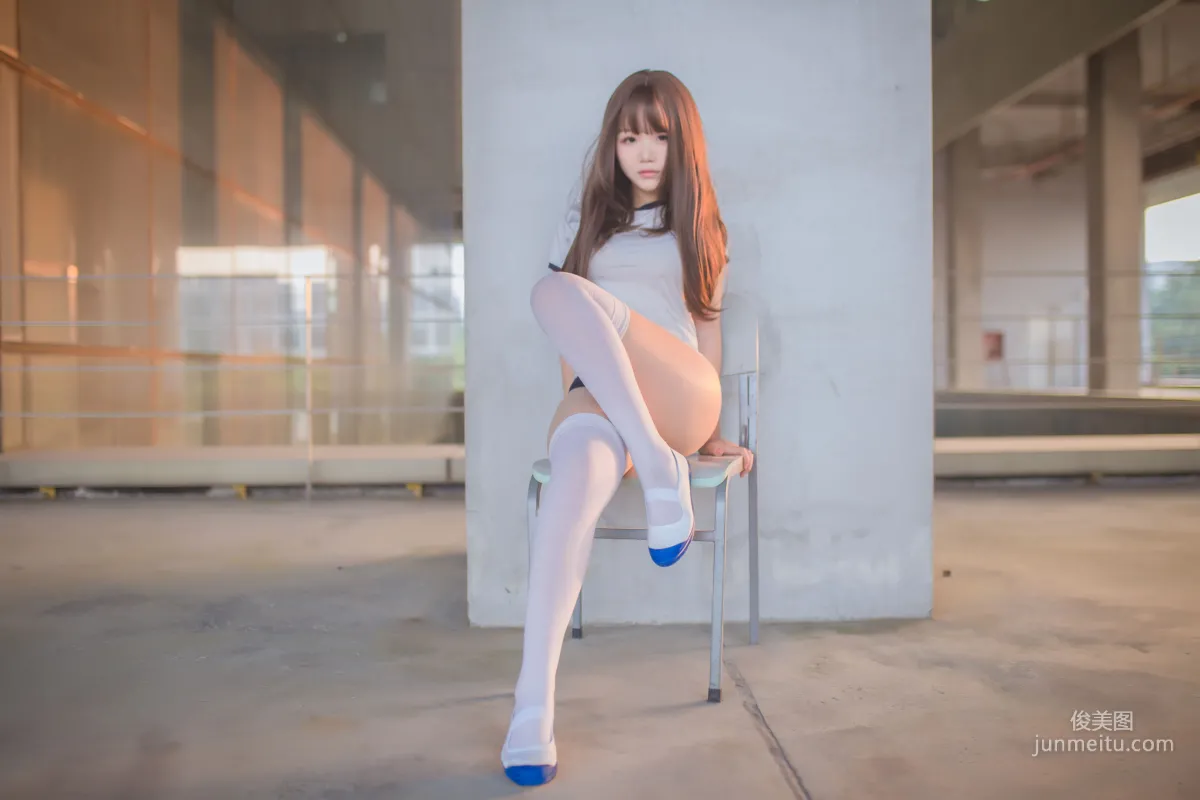 Yoko宅夏《白丝捆绑》 [萝莉COS] 写真集1