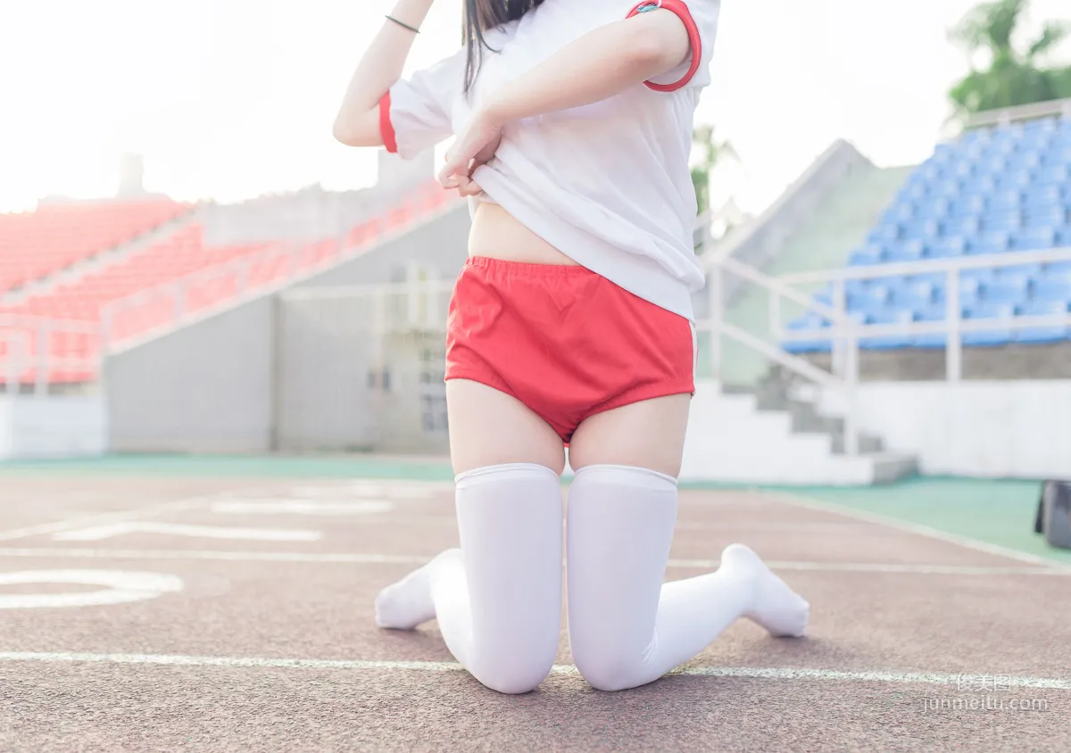 [风之领域] NO.112 运动场上的白丝体操服少女 写真集35