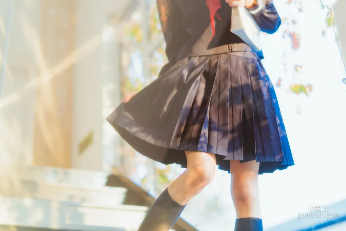 桜桃喵《(小少女)黑色水手服》 [蘿莉COS] 寫真集 25
