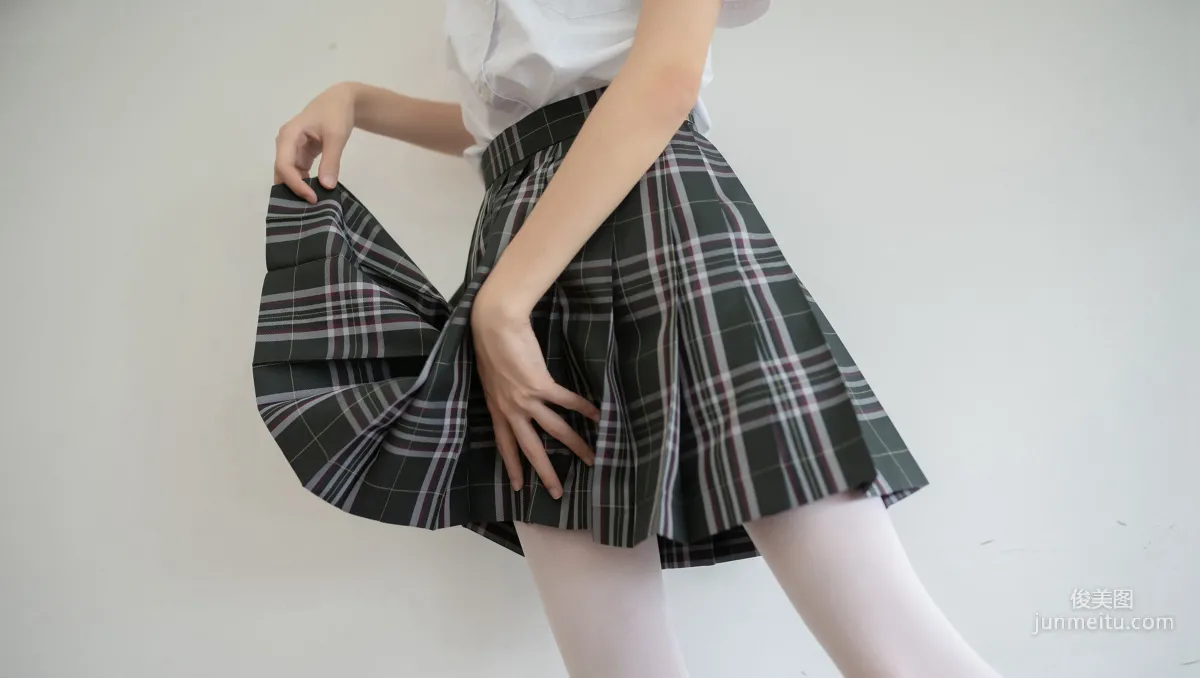 [风之领域] NO.069 教室白丝长腿 写真集43