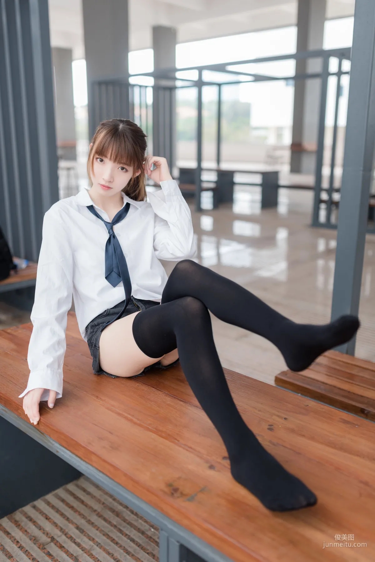 [风之领域] NO.039 白衬衫黑丝美腿 写真集2