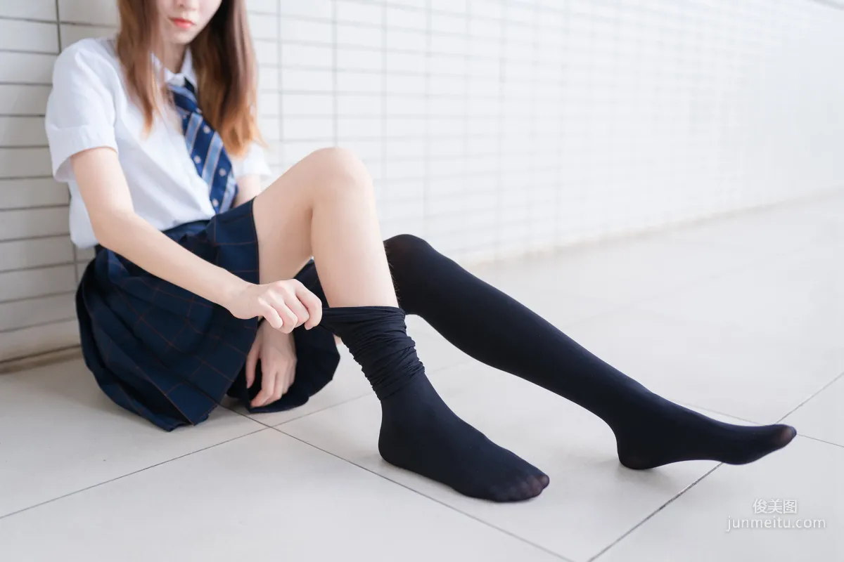[风之领域] NO.070 午后阳光下的黑丝学妹 写真集29