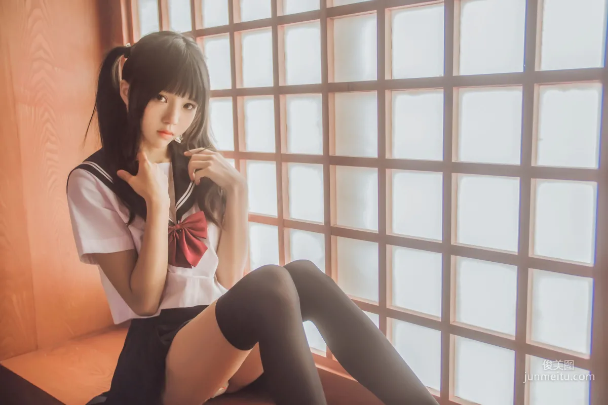 桜桃喵《小背心換水手服》 [蘿莉COS] 寫真集 42