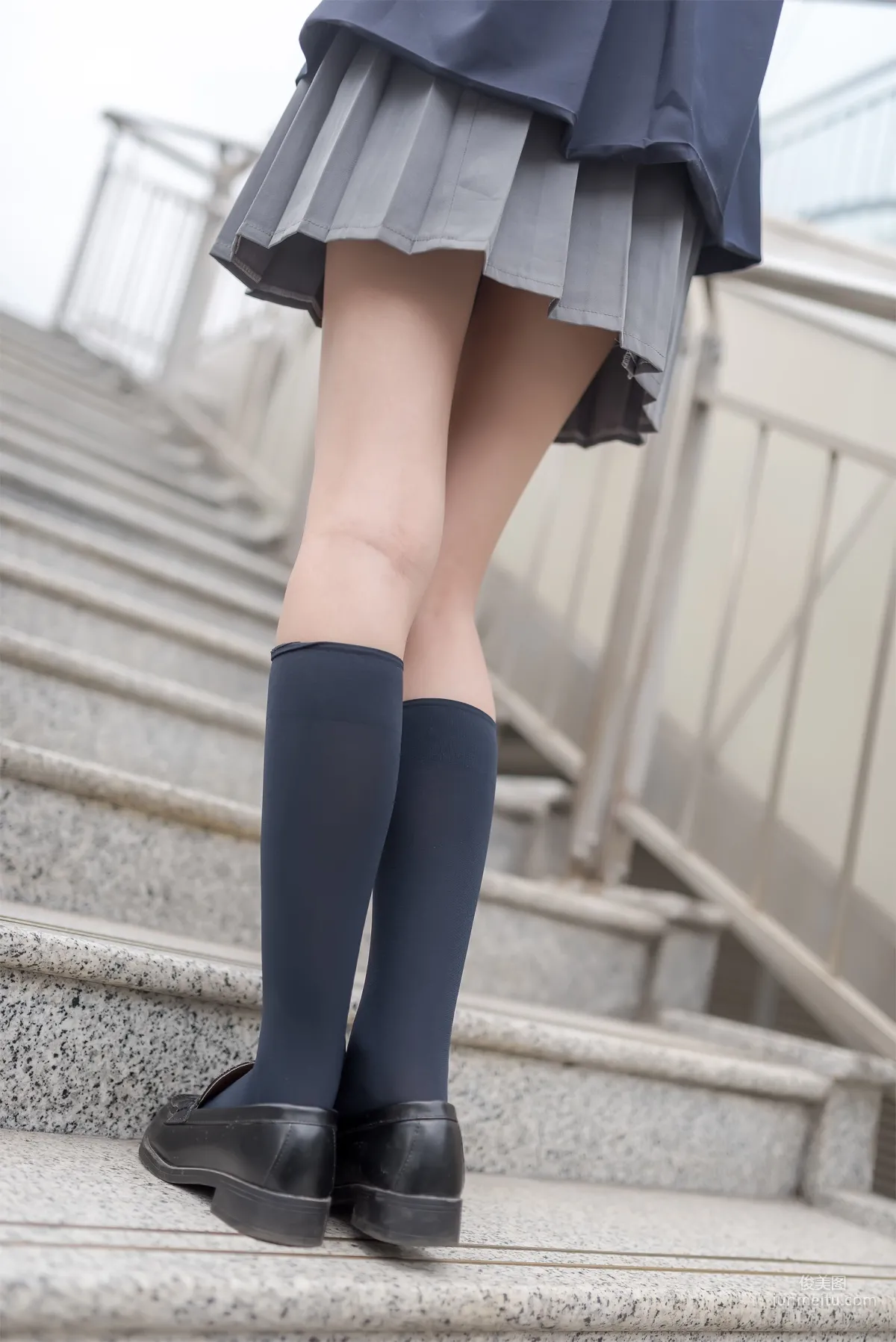 [Fengzhi Lingyu] NO.022 Schoolgirl Outdoor Black Stockings 2 Photo Set photo 33