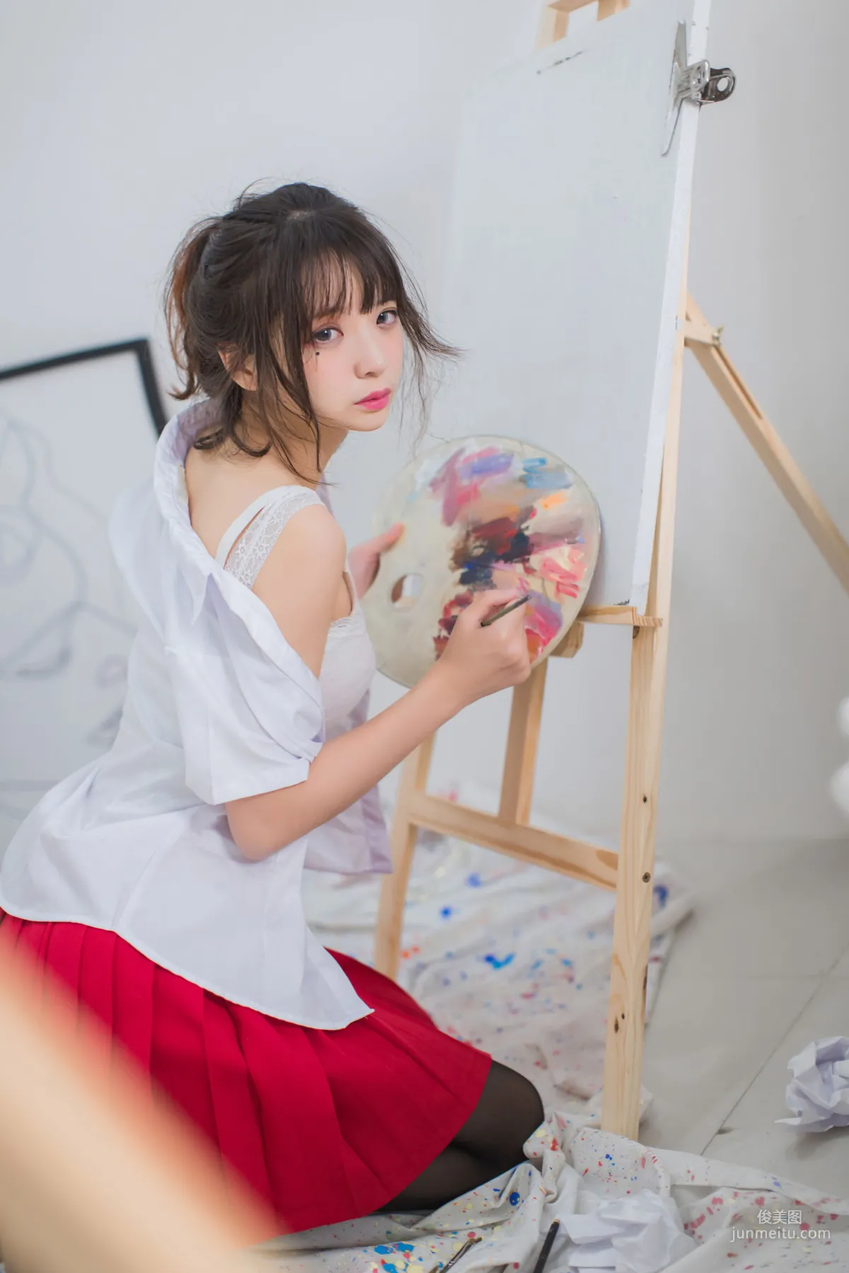 疯猫ss《黑丝 ・ JK ・ 少女》 [萝莉COS] 写真集16