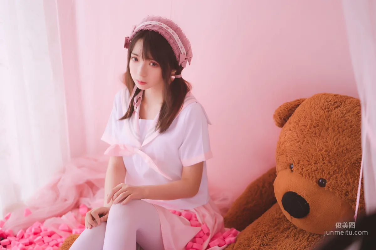 疯猫ss《丝袜狂想曲(粉)》 [萝莉COS] 写真集8