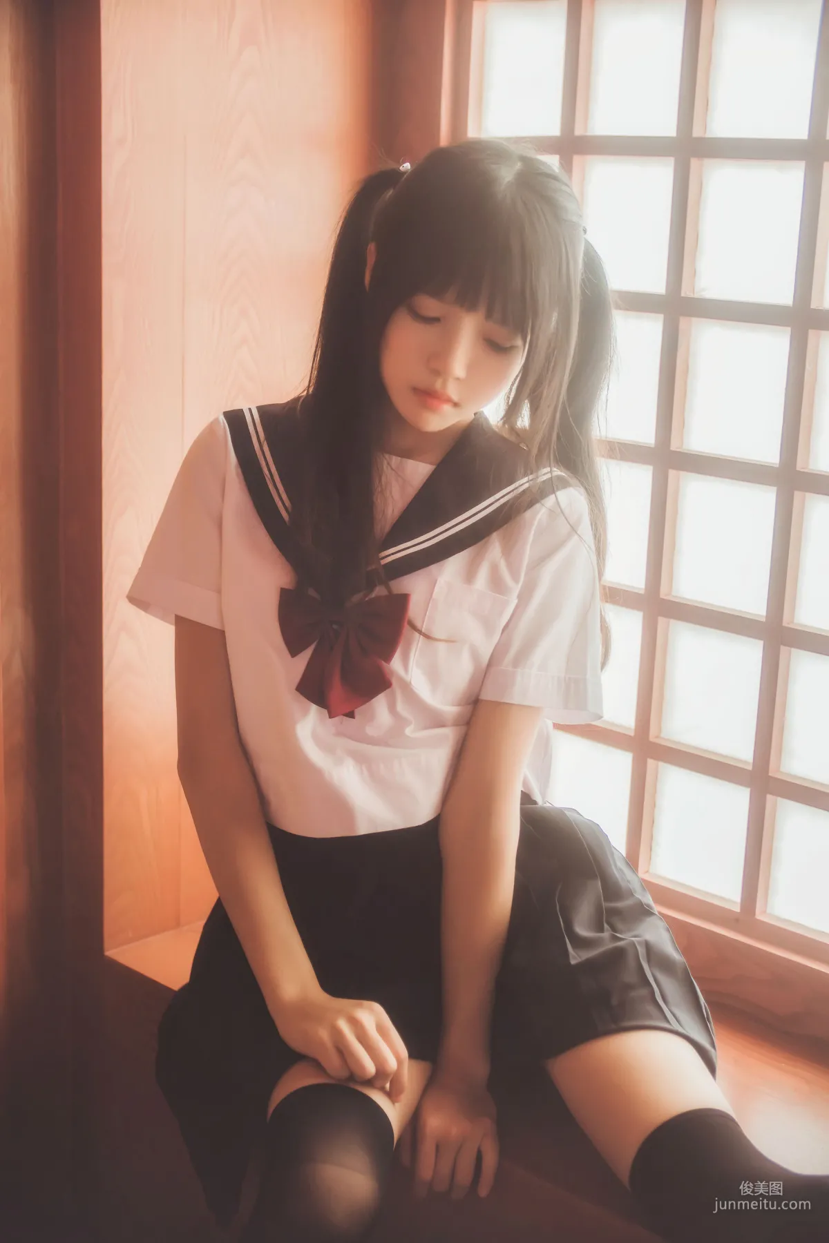 桜桃喵《小背心換水手服》 [蘿莉COS] 寫真集 47