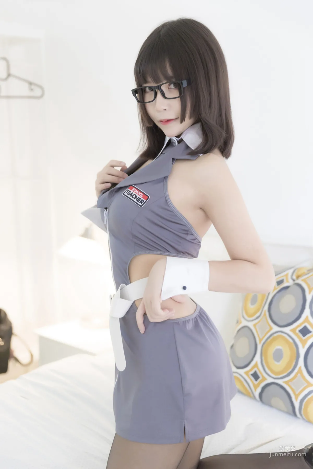 [風之領域] NO.122 情趣制服眼鏡妹 寫真集 38