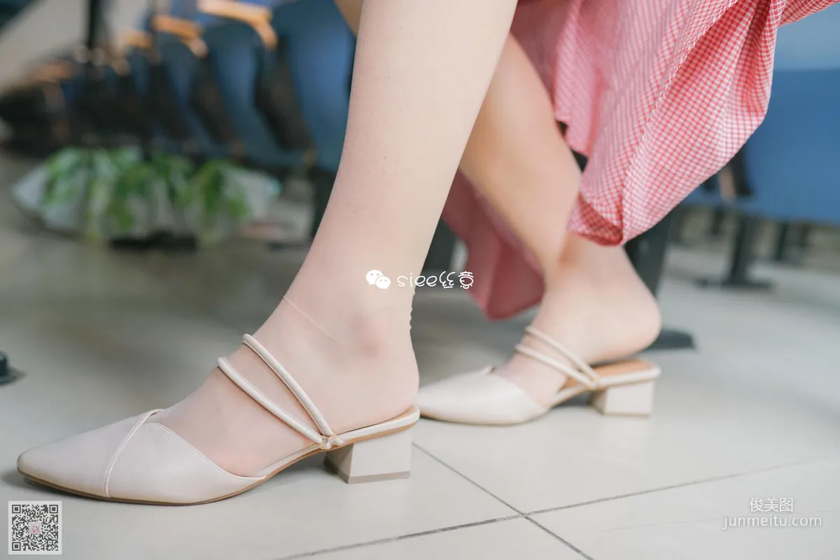 [丝意SIEE] No.302 静心 《学姐，毕业季》 写真集2